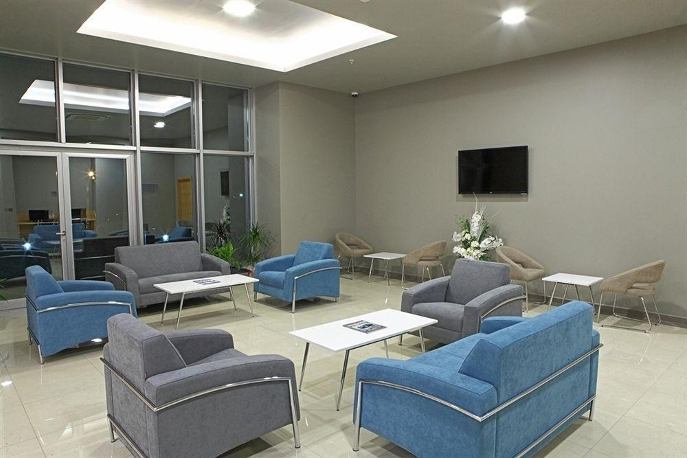 Holiday Inn Express Manisa-West By Ihg Exterior foto
