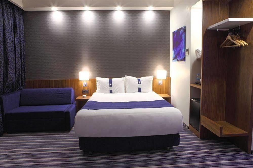 Holiday Inn Express Manisa-West By Ihg Exterior foto